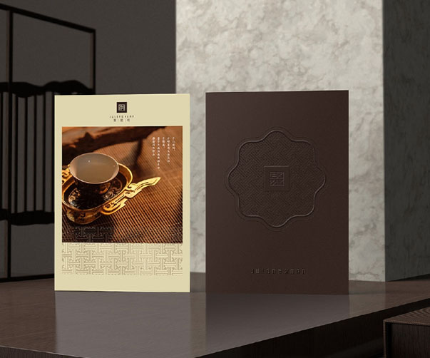 幾何美學(xué)與威尼斯傳統(tǒng)酒吧的完美融合 —— Bacaro的品牌視覺設(shè)計